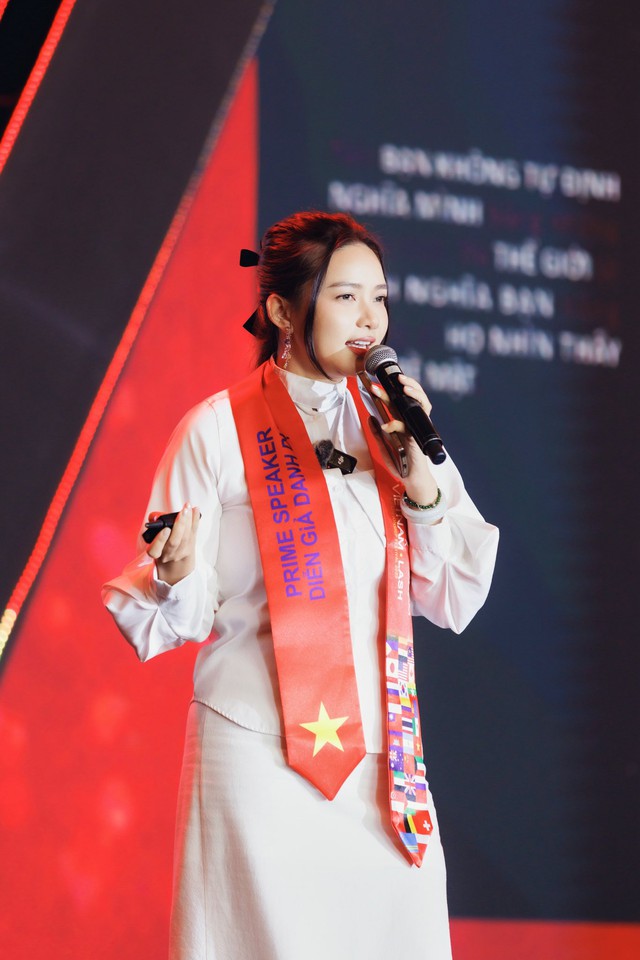 Mỹ nhân Việt được chồng đại gia hơn 26 tuổi trao tài sản hàng trăm tỷ bật khóc: "Có lúc tôi mệt và sợ"- Ảnh 5.