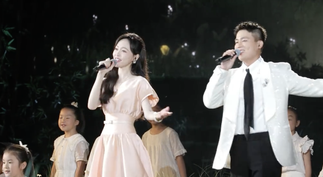Nữ thần visual có đôi chân cực phẩm nhất nhì showbiz, ít khi hát những đã cất giọng thì bao lụy tim- Ảnh 1.