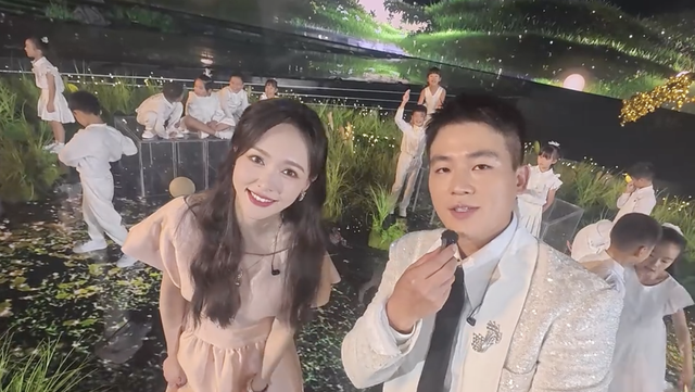 Nữ thần visual có đôi chân cực phẩm nhất nhì showbiz, ít khi hát những đã cất giọng thì bao lụy tim- Ảnh 3.
