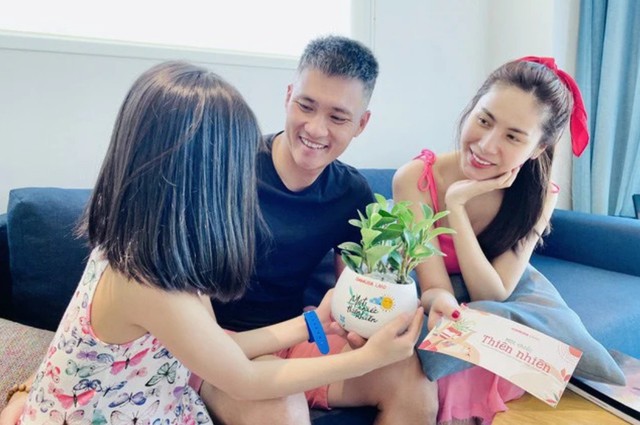 Con gái Công Vinh, Thủy Tiên giống bố hay mẹ?- Ảnh 4.