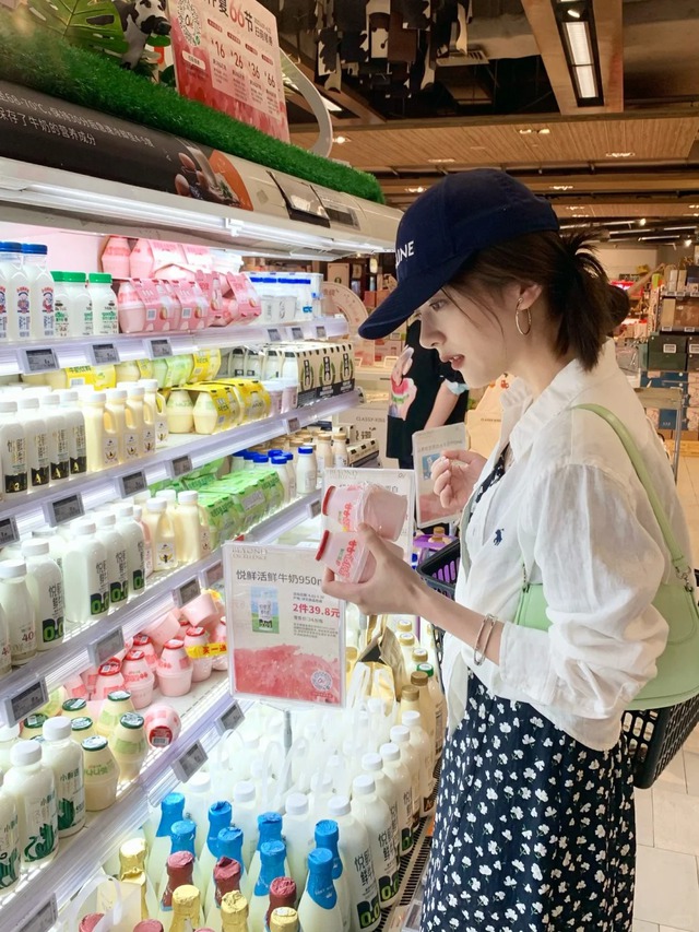 Cứ mắc 3 lối sống này thì dù “cắm mặt” làm từ sáng tới khuya bạn cũng khó mà đổi đời- Ảnh 2.
