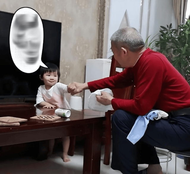 Vợ chồng U70 mang thai và sinh con tự nhiên: Sau 6 năm, hành trình khó khăn ấy liệu có khiến họ hối hận?- Ảnh 6.
