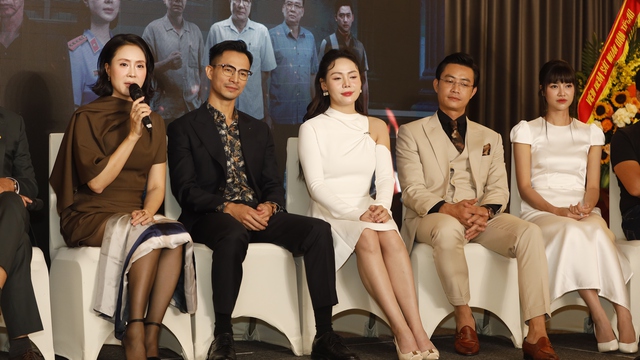 Hồng Diễm tái xuất màn ảnh sau nhiều tranh cãi, tự nhận diễn xuất chưa đủ hài lòng, sẽ rút kinh nghiệm- Ảnh 2. Hồng Diễm tái xuất màn ảnh sau nhiều tranh cãi, tự nhận diễn xuất chưa đủ hài lòng, sẽ rút kinh nghiệm- Ảnh 2.