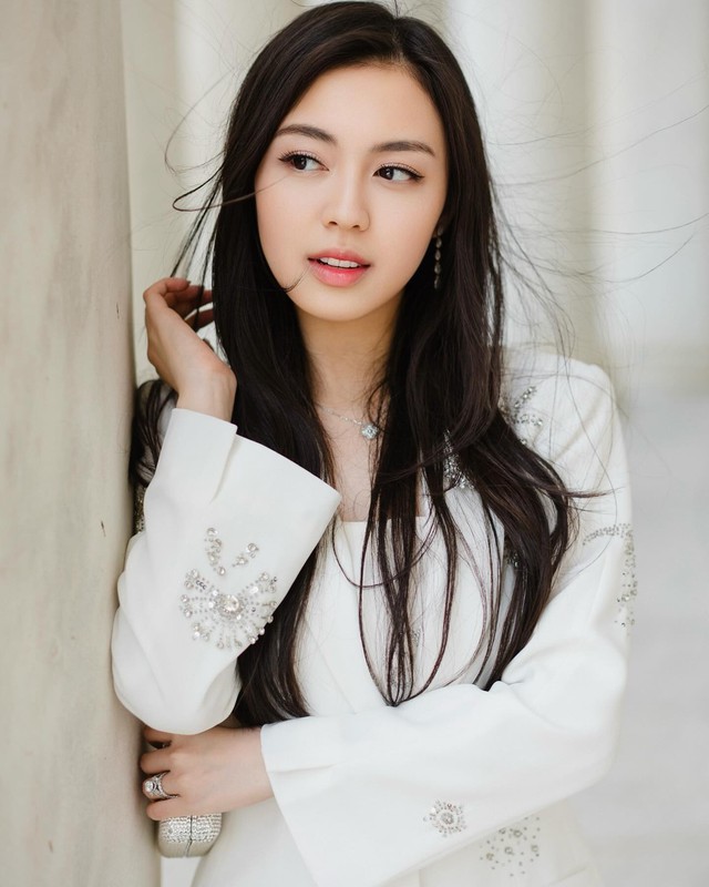 Bộ sưu tập túi hiệu và lối sống xa xỉ thầm lặng của vợ thiếu gia Phan Hoàng- Ảnh 11. Bộ sưu tập túi hiệu và lối sống xa xỉ thầm lặng của vợ thiếu gia Phan Hoàng- Ảnh 11.