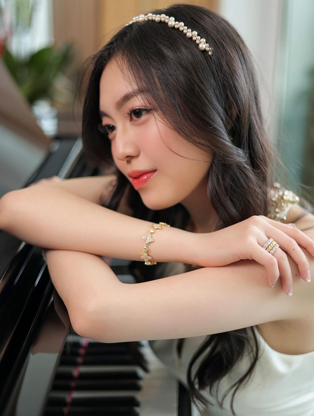 Bộ sưu tập túi hiệu và lối sống xa xỉ thầm lặng của vợ thiếu gia Phan Hoàng- Ảnh 2. Bộ sưu tập túi hiệu và lối sống xa xỉ thầm lặng của vợ thiếu gia Phan Hoàng- Ảnh 2.