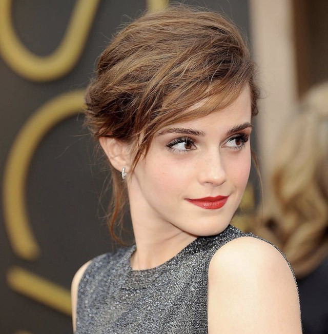 Emma Watson bị "mẹ đẻ" Harry Potter vạch trần "thiếu kiến thức đến mức vô tri"- Ảnh 5. Emma Watson bị "mẹ đẻ" Harry Potter vạch trần "thiếu kiến thức đến mức vô tri"- Ảnh 5.