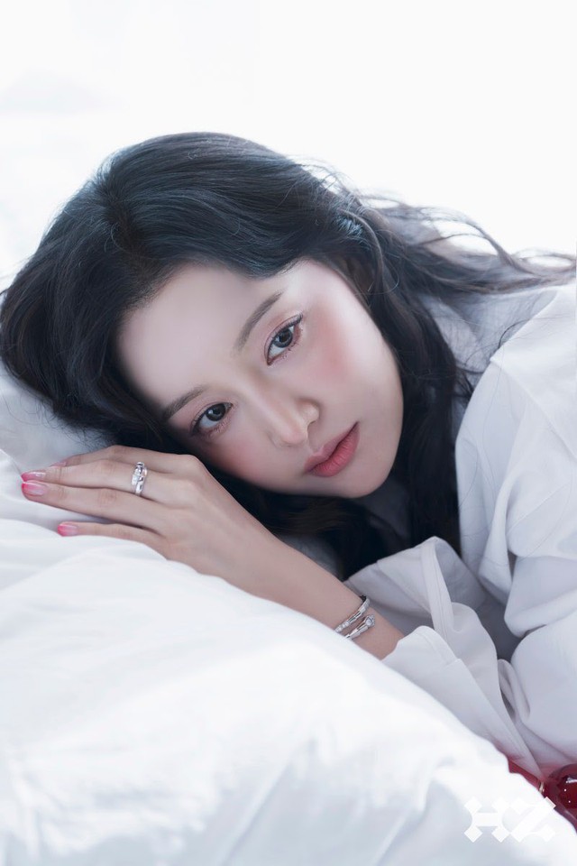 Top 10 mỹ nhân đẹp nhất Kbiz: BLACKPINK trượt gần hết!- Ảnh 2.