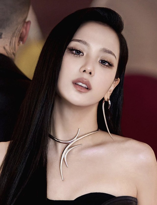 Top 10 mỹ nhân đẹp nhất Kbiz: BLACKPINK trượt gần hết!- Ảnh 5.