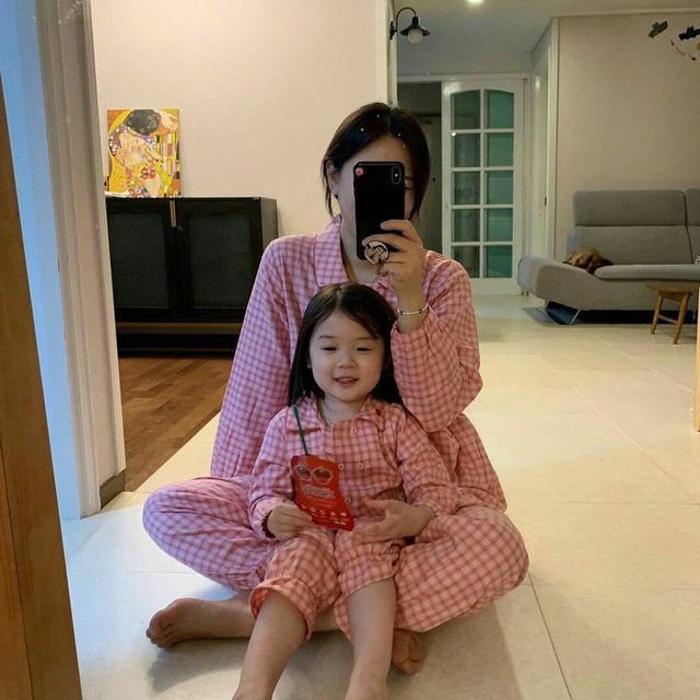 5 tài sản vô giá mẹ để lại cho con thông qua CÁI ÔM mà chính mẹ cũng không ngờ đến- Ảnh 1. 5 tài sản vô giá mẹ để lại cho con thông qua CÁI ÔM mà chính mẹ cũng không ngờ đến- Ảnh 1.