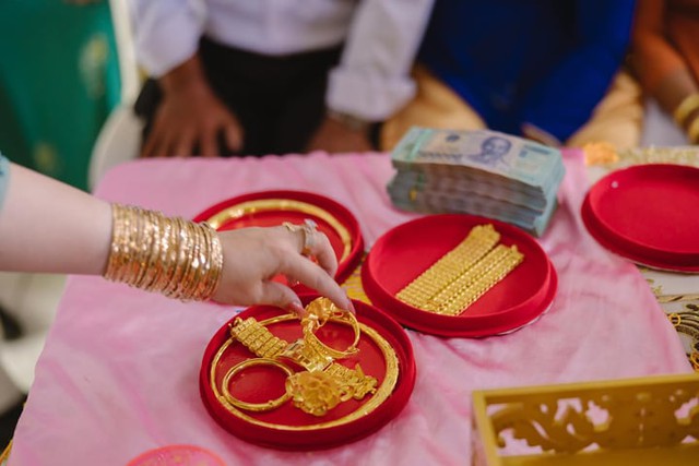 1 cây vàng 9999 đã 154 triệu, gặp đúng mùa cưới: Người 1 cây vàng 9999 đã 154 triệu, gặp đúng mùa cưới: Người