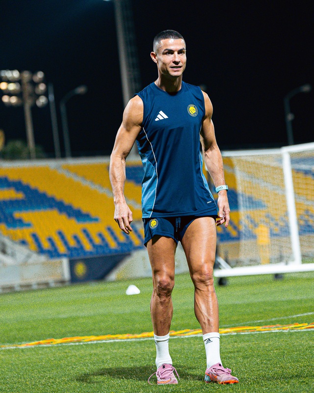 Ronaldo 40 tuổi đây sao?- Ảnh 4.