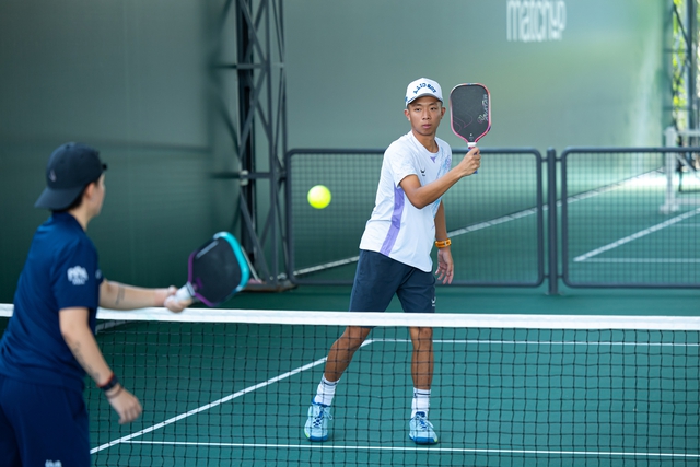 Bắt gặp Quang Dương tập luyện tại sân Pickleball của Trịnh Linh Giang và Lý Hoàng Nam- Ảnh 5.