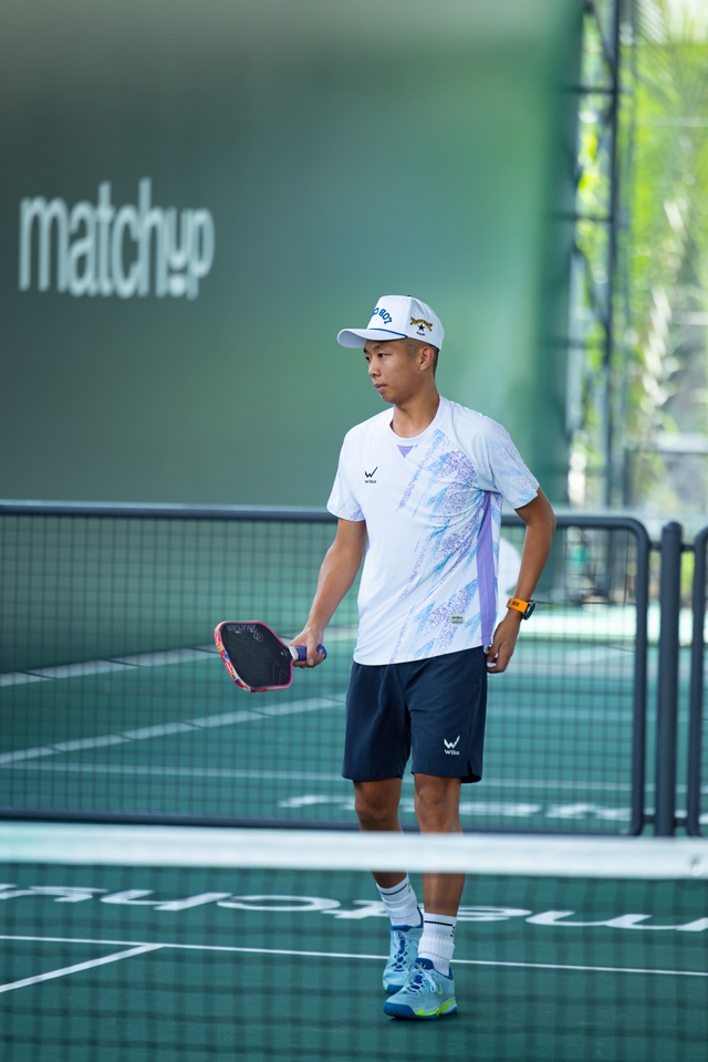 Bắt gặp Quang Dương tập luyện tại sân Pickleball của Trịnh Linh Giang và Lý Hoàng Nam- Ảnh 6.