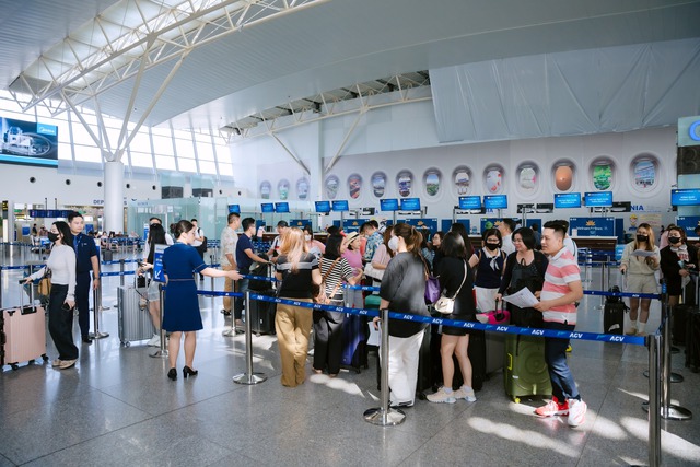 Sự thật về “ông trùm” du lịch người Hà Nội, tự mở hãng bay 6000 tỷ cạnh tranh với Vietjet và Vietnam Airlines- Ảnh 3.