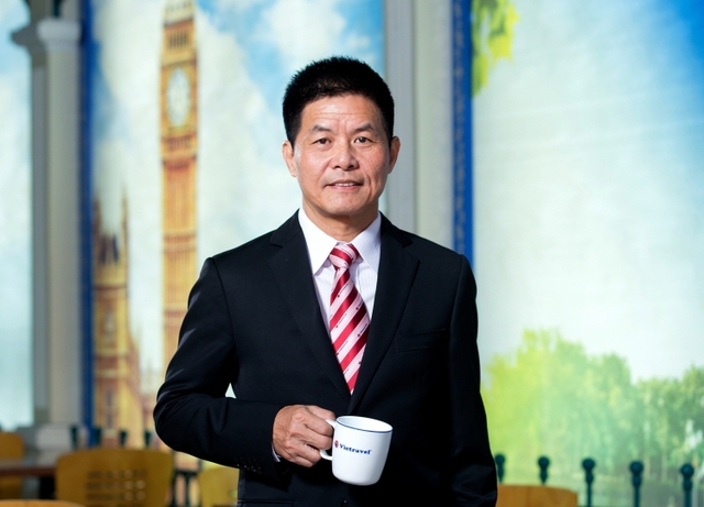Sự thật về “ông trùm” du lịch người Hà Nội, tự mở hãng bay 6000 tỷ cạnh tranh với Vietjet và Vietnam Airlines- Ảnh 2.
