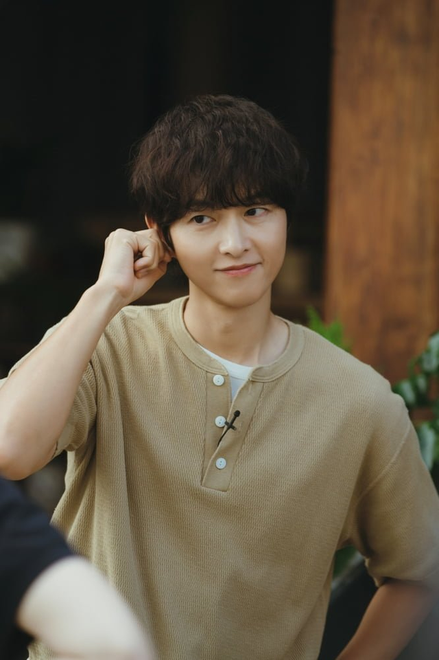 Không thể ngờ Song Joong Ki cũng có ngày này- Ảnh 2.