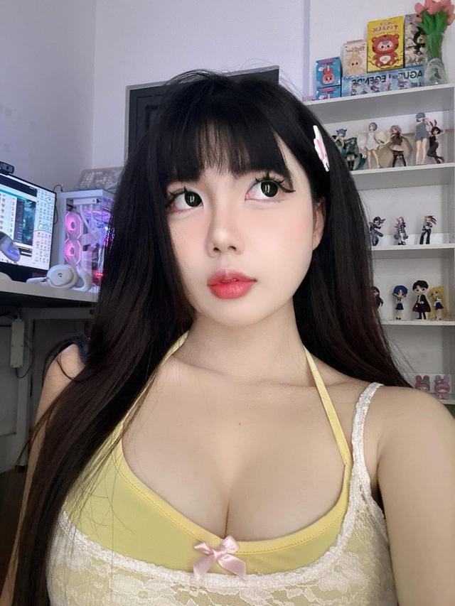 Streamer Hà Phương Boo “hack” nhan sắc nét căng, fan đòi “check var” ngay vì tưởng là AI- Ảnh 1.