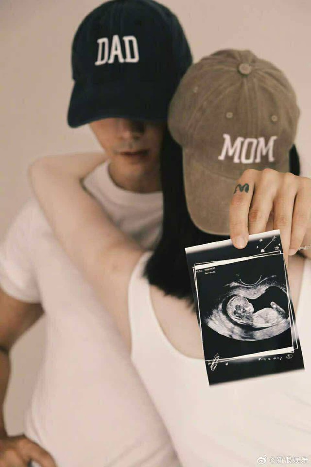 Trần Vỹ Đình khoe vội có con với "thiên thần nội y" nhằm mục đích này?- Ảnh 1. Trần Vỹ Đình khoe vội có con với "thiên thần nội y" nhằm mục đích này?- Ảnh 1.