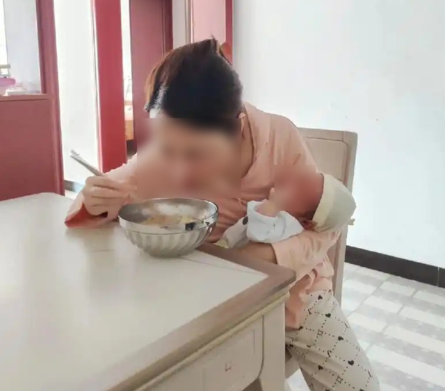 "Tôi thà sinh 2 con trai còn hơn sinh con gái”: Lý do của bà mẹ 9X khiến ai cũng nhói lòng- Ảnh 2.