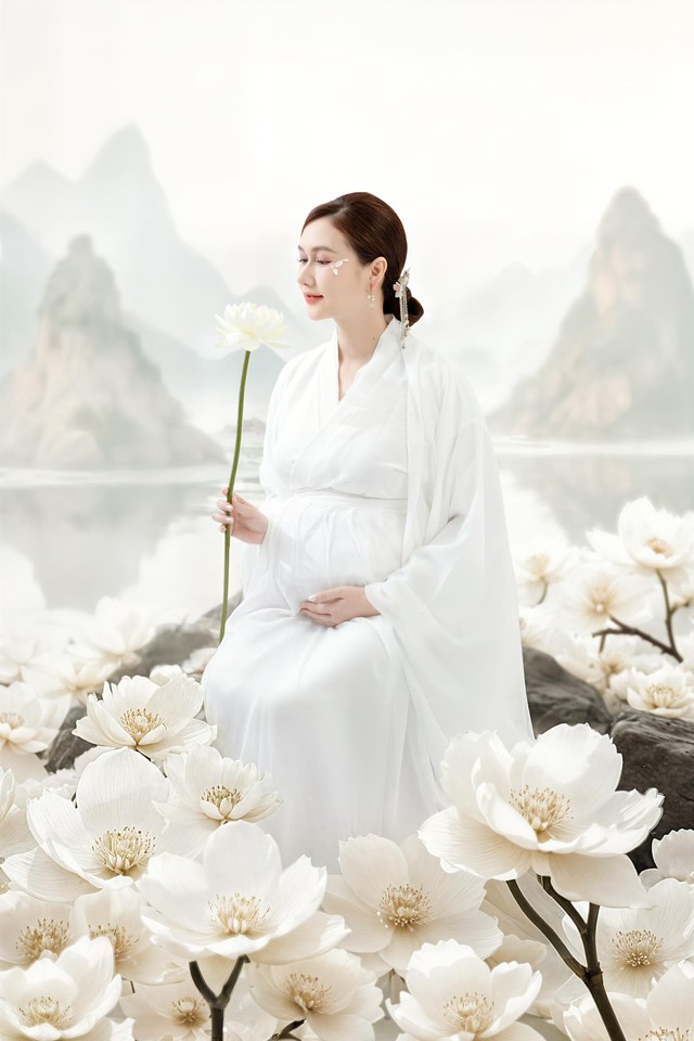 "Mỹ nhân phim giờ vàng VFC" bầu lần 3 với chồng doanh nhân bí ẩn hơn 11 tuổi?- Ảnh 2.