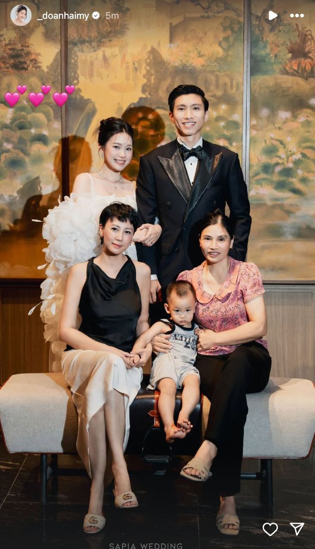 Doãn Hải My đẹp - sang cũng không át được visual "không tuổi" của mẹ đẻ, mẹ chồng lại đối lập hoàn toàn- Ảnh 1.