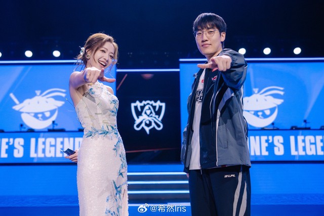 Năm nay nữ MC làm host chính Năm nay nữ MC làm host chính