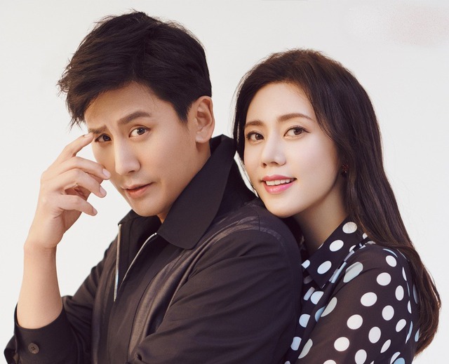 Lộ clip chồng 1 “chị đẹp” đưa gái trẻ đi bar, còn ôm trên xe- Ảnh 10. Lộ clip chồng 1 “chị đẹp” đưa gái trẻ đi bar, còn ôm trên xe- Ảnh 10.