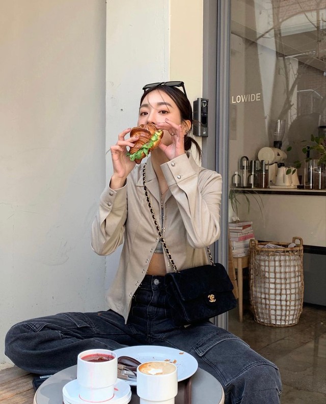 Khung giờ ăn sáng giúp bạn chống béo- Ảnh 1.