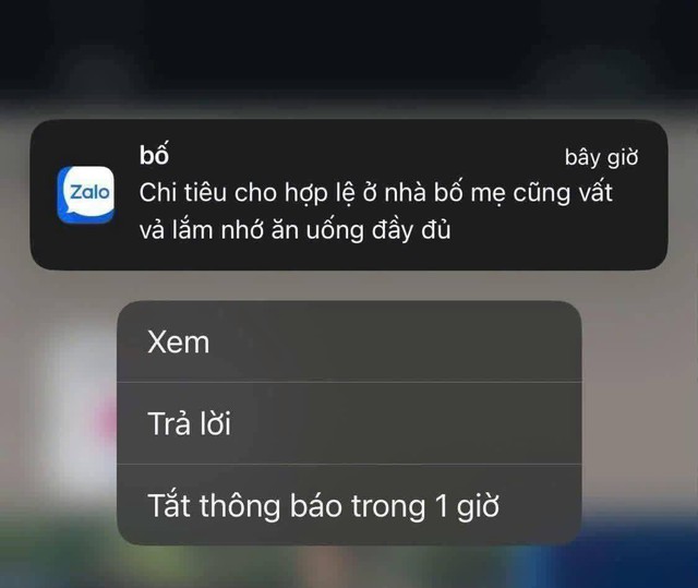 Tin nhắn bố gửi con gái khiến nhiều người giật mình- Ảnh 1. Tin nhắn bố gửi con gái khiến nhiều người giật mình- Ảnh 1.