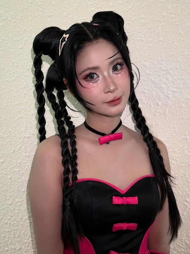 Cosplay tướng tủ, Quỳnh Bei cực slay khiến fan trầm trồ - Ảnh 2. Cosplay tướng tủ, Quỳnh Bei cực slay khiến fan trầm trồ - Ảnh 2.