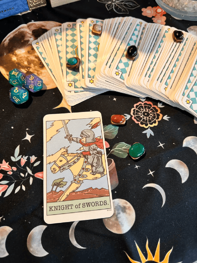 3 tháng cuối năm 2025, Thần Tài có gõ cửa sự nghiệp của bạn, rút 1 lá Tarot để thử!- Ảnh 3. 3 tháng cuối năm 2025, Thần Tài có gõ cửa sự nghiệp của bạn, rút 1 lá Tarot để thử!- Ảnh 3.
