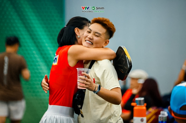 Lại drama Pickleball Việt: "Chị chị em em" nhường điểm cho nhau để loại Quang Dương- Ảnh 1. Lại drama Pickleball Việt: "Chị chị em em" nhường điểm cho nhau để loại Quang Dương- Ảnh 1.