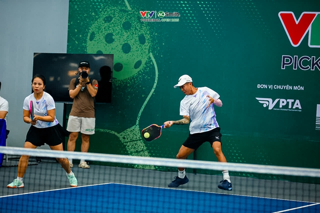 Lại drama Pickleball Việt: "Chị chị em em" nhường điểm cho nhau để loại Quang Dương- Ảnh 5. Lại drama Pickleball Việt: "Chị chị em em" nhường điểm cho nhau để loại Quang Dương- Ảnh 5.