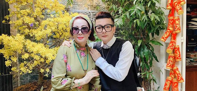 Vũ Hà và vợ hơn 8 tuổi: Luôn hôn nhau trước khi ra khỏi nhà, sống chung hơn 3 thập kỷ chưa có con- Ảnh 6. Vũ Hà và vợ hơn 8 tuổi: Luôn hôn nhau trước khi ra khỏi nhà, sống chung hơn 3 thập kỷ chưa có con- Ảnh 6.