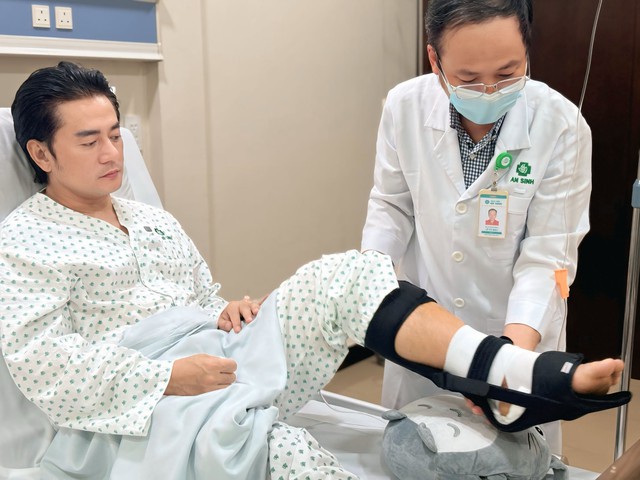 Minh Cường đứt gân gót vì đánh Pickleball- Ảnh 1.