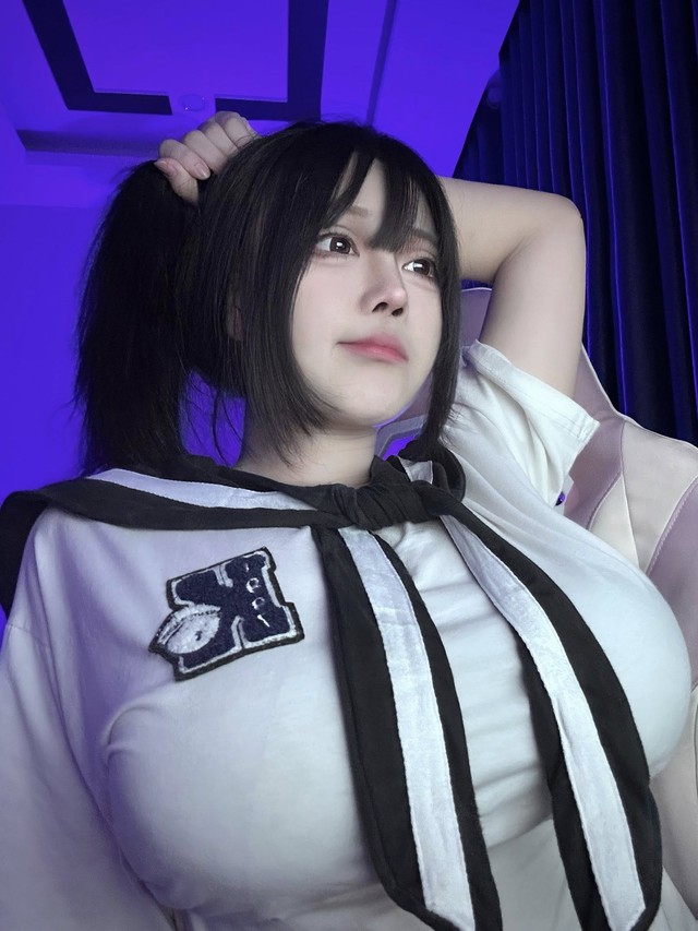 Pi Tiên tung ảnh "lạc lối" giữa rừng, visual đỉnh cao khiến fan rần rần gọi tên "vợ"- Ảnh 7. Pi Tiên tung ảnh "lạc lối" giữa rừng, visual đỉnh cao khiến fan rần rần gọi tên "vợ"- Ảnh 7.