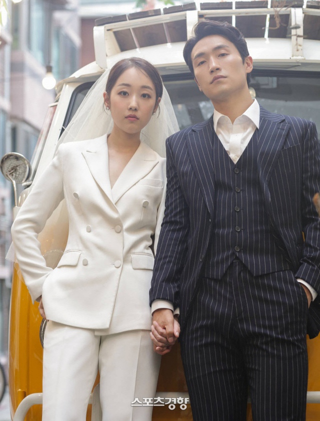 Mỹ nhân phim giờ vàng lên tiếng về cái chết của con trai 1 tuổi sau cơn co giật: “Mọi chuyện chưa rõ ràng"- Ảnh 4. Mỹ nhân phim giờ vàng lên tiếng về cái chết của con trai 1 tuổi sau cơn co giật: “Mọi chuyện chưa rõ ràng"- Ảnh 4.