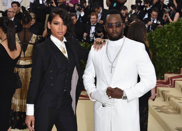 "Kẻ săn mồi tình dục" Diddy khóc than thảm thiết chưa từng thấy- Ảnh 2.