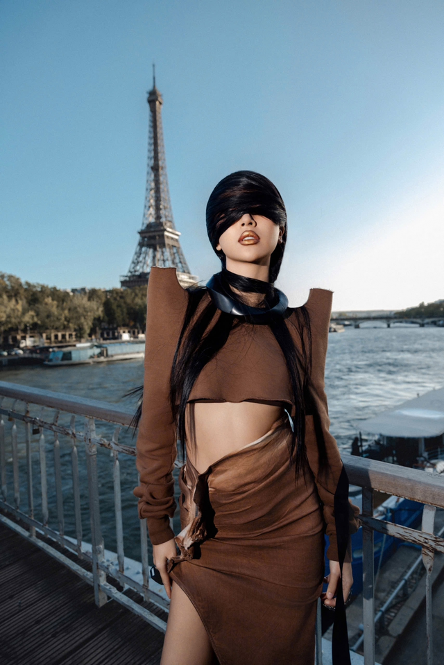 Quỳnh Anh Shyn trở về với bản ngã: "Queen" vội vã comeback Paris Fashion Week sau Em Xinh- Ảnh 5.