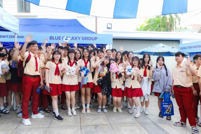 Ngày hội việc làm SIU Career Fair 2025: Cánh cửa nghề nghiệp mở rộng cho học sinh và sinh viên- Ảnh 2. Ngày hội việc làm SIU Career Fair 2025: Cánh cửa nghề nghiệp mở rộng cho học sinh và sinh viên- Ảnh 2.