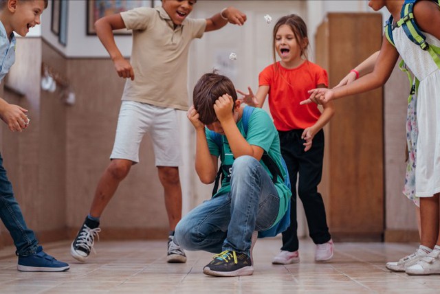 Chuyên gia chỉ điểm những dấu hiệu cho thấy con bạn có thể đang là "KẺ BẮT NẠT"- Ảnh 4. Chuyên gia chỉ điểm những dấu hiệu cho thấy con bạn có thể đang là "KẺ BẮT NẠT"- Ảnh 4.