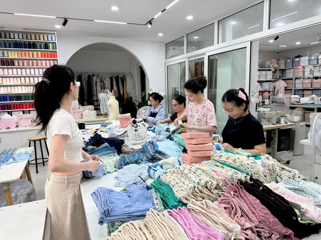 Quần áo mới mua có cần giặt không? Ai nói KHÔNG sẽ hối hận sau khi đọc bài này- Ảnh 2. Quần áo mới mua có cần giặt không? Ai nói KHÔNG sẽ hối hận sau khi đọc bài này- Ảnh 2.