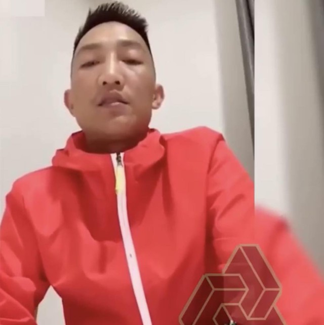 Vì sao Bùi Xuân Huấn lấy biệt danh Huấn Hoa Hồng?- Ảnh 2. Vì sao Bùi Xuân Huấn lấy biệt danh Huấn Hoa Hồng?- Ảnh 2.