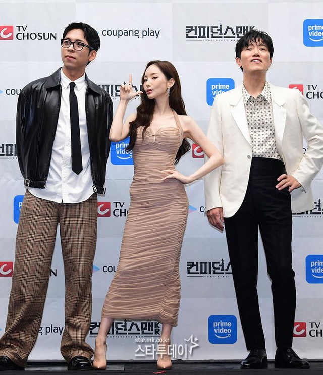 Ngoại hình giả dối của Park Min Young- Ảnh 4.