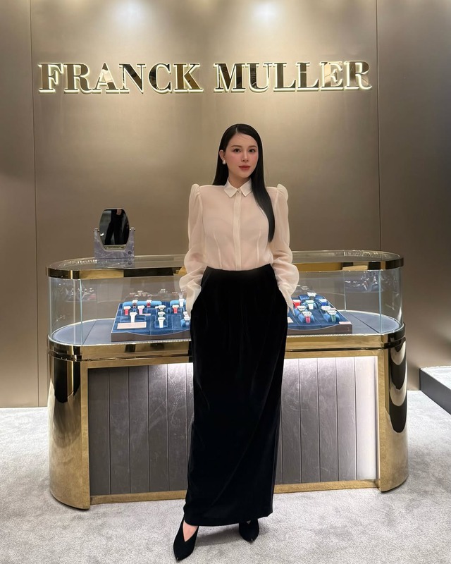 3 bóng hồng của gia tộc Johnathan Hạnh Nguyễn- Ảnh 10. 3 bóng hồng của gia tộc Johnathan Hạnh Nguyễn- Ảnh 10.