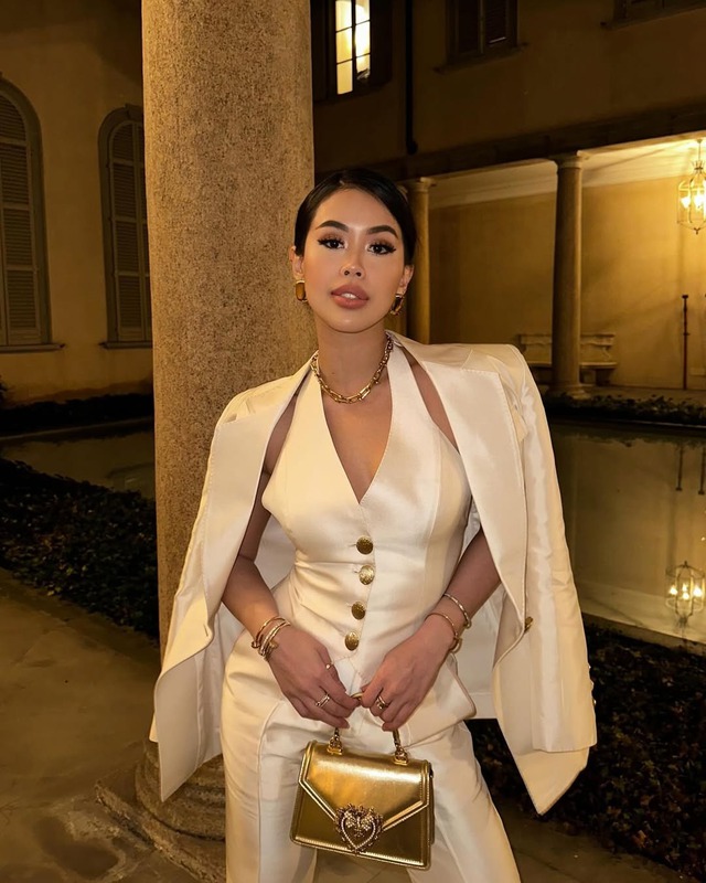 3 bóng hồng của gia tộc Johnathan Hạnh Nguyễn- Ảnh 14. 3 bóng hồng của gia tộc Johnathan Hạnh Nguyễn- Ảnh 14.