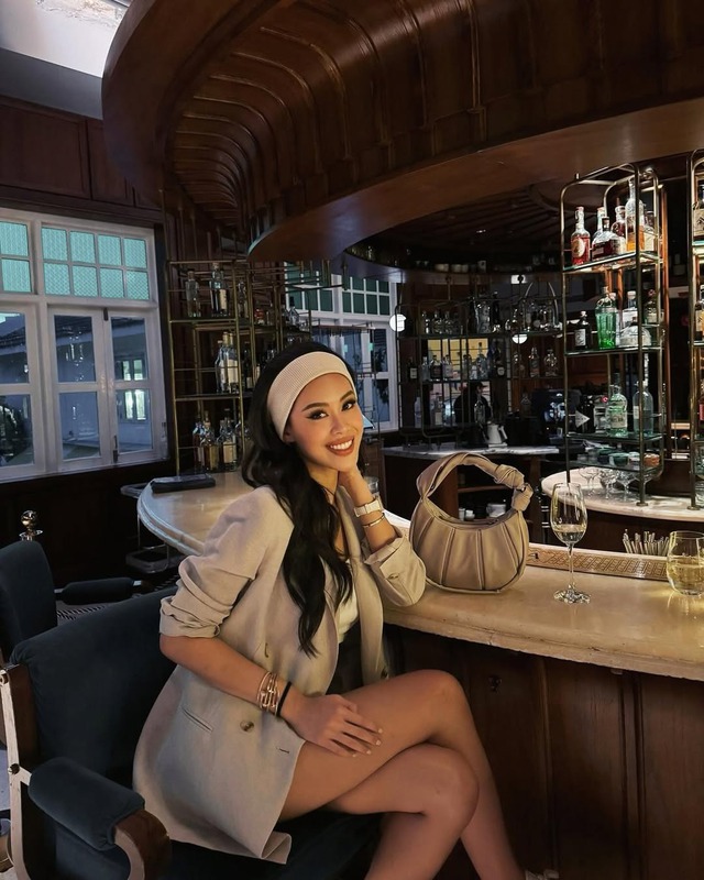 3 bóng hồng của gia tộc Johnathan Hạnh Nguyễn- Ảnh 15. 3 bóng hồng của gia tộc Johnathan Hạnh Nguyễn- Ảnh 15.