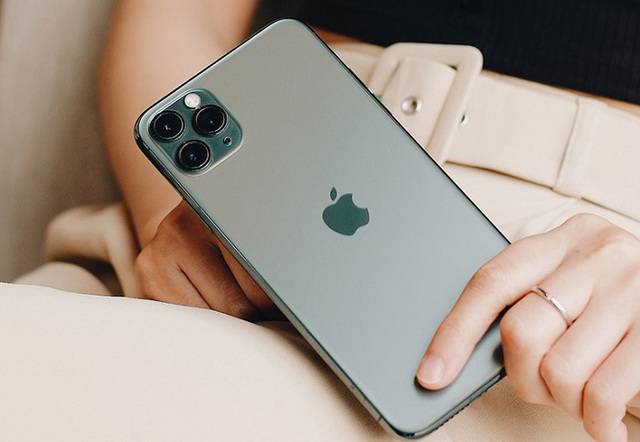 Thêm 1 chiếc iPhone Pro Max trở thành "đồ cổ" - Ảnh 2.