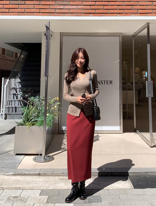 Mẫu chân váy tối giản hot nhất hiện tại, phối kiểu gì cũng sang chảnh xuất sắc- Ảnh 6.