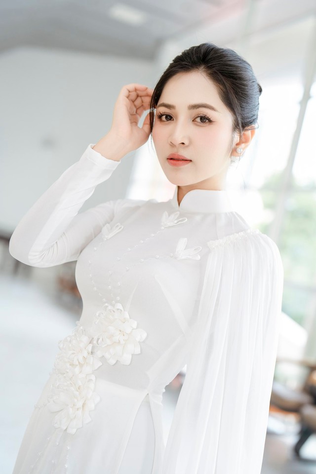 Nữ ca sĩ hát 300 bài cho Nguyễn Văn Chung chưa từng đòi 1 đồng cát-xê, bị chỉ trích vì 1 màn "cướp hit"- Ảnh 5.